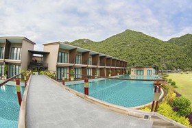 La Isla Pranburi Beach Resort