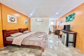 Koon Hom Apartment