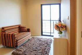 Kanyarat Lakeview Condominium by Wilai