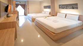 B2 Korat Night Market Boutique & Budget Hotel