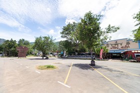 Capital O 1110 Khaoyai Cowboy City Resort