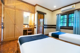 Capital O 1110 Khaoyai Cowboy City Resort