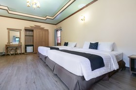 Capital O 1110 Khaoyai Cowboy City Resort