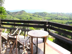 Dern Din Du Dao Resort