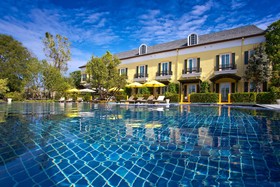 Rancho Charnvee Resort & Country Club
