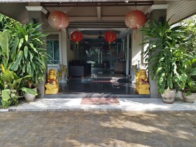 The Aree Grand Apartment