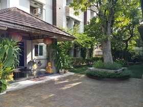 The Aree Grand Apartment