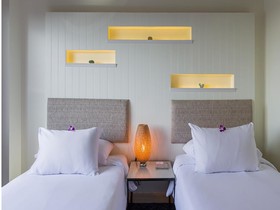 Ploy Palace Hotel