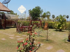 Rainbow Hill Hotel