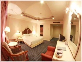 Grand Paradise Hotel