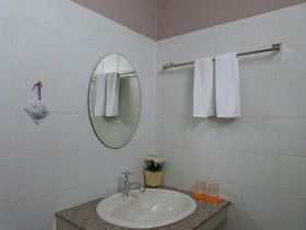 Bann Suan Rachawadee B&B