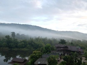 Nicslongstay Hotel