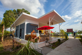 Bluemoon Riverside Resort