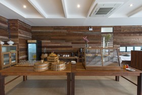 Brown House Hotel