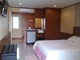 Jintakarm Home Place