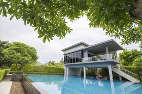 Maximum Land & House Free WiFi Home