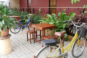 Pakdee House