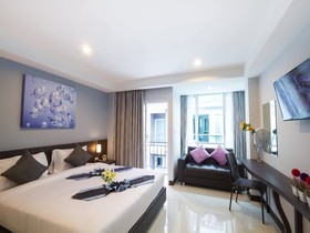The Ozone Boutique Hotel