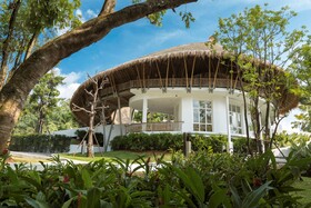 Eden Beach Resort & Spa, a Lopesan Collection Hotel