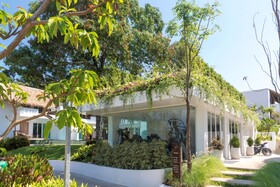 Eden Beach Resort & Spa, a Lopesan Collection Hotel