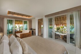 Eden Beach Resort & Spa, a Lopesan Collection Hotel