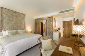 Eden Beach Resort & Spa, a Lopesan Collection Hotel