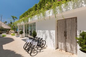 Eden Beach Resort & Spa, a Lopesan Collection Hotel