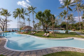 Eden Beach Resort & Spa, a Lopesan Collection Hotel