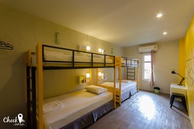 Monkey Dive Hostel Khaolak