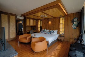 Big Sun Residence By Iretreat