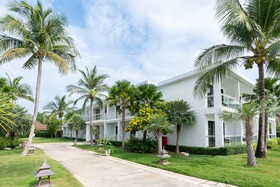 Royal Yao Yai Island Beach Resort