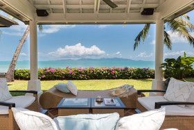 Miskawaan Beachfront Villas