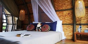 The Mud Bamboo Cafe And Beds