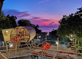 The Mud Bamboo Cafe And Beds