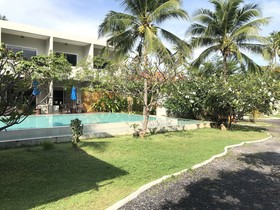 The Living Pool Villas