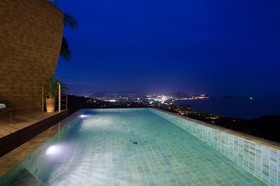 Villa Tao At Comoon