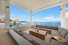 Beach View Villa