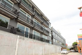Chaweng Palace Hotel