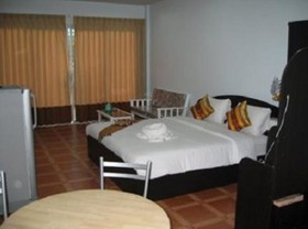 Cs Park Residence