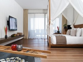 Hansar Samui Resort & Spa