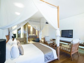 Hansar Samui Resort & Spa