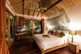 Tango Luxe Beach Villa Samui