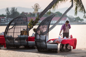 Tango Luxe Beach Villa Samui