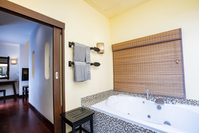 Baan Haad Ngam Boutique Resort
