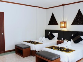 Banana Fan Sea Resort