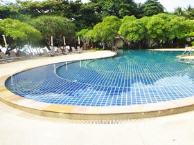 Chaweng Buri Resort