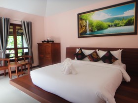 Chaweng Buri Resort