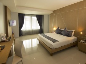 Chaweng Cove Beach Resort