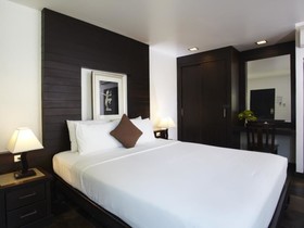 Chaweng Cove Beach Resort