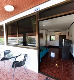 Lotus Friendly Hotel